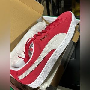 BNIB Puma Suede Classic Sz 13